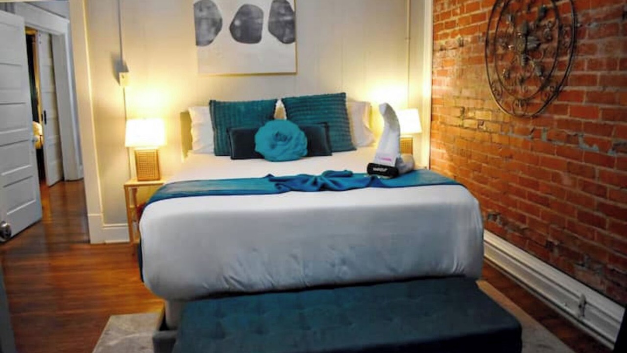 Photo of Bedroom in Huntington