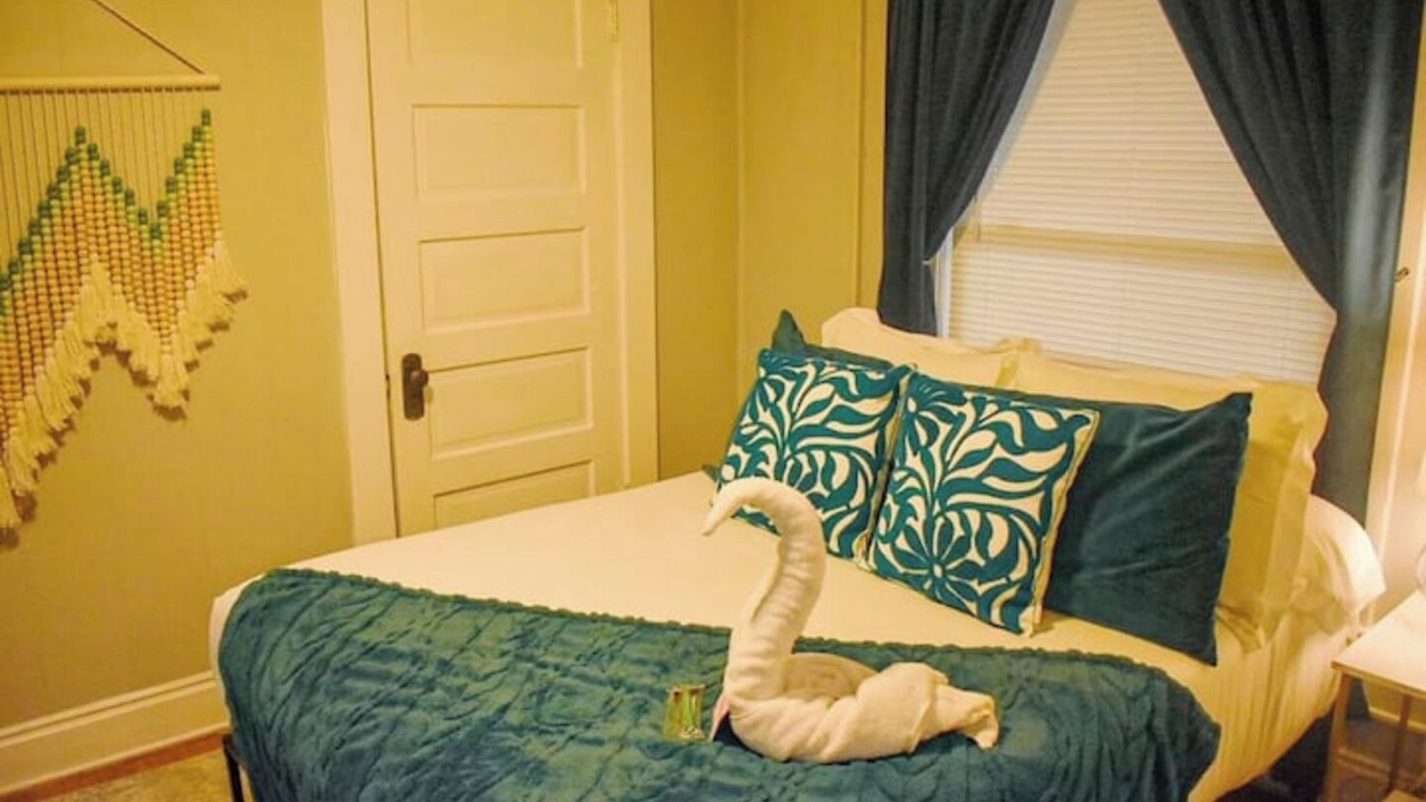 Photo of Bedroom in Huntington