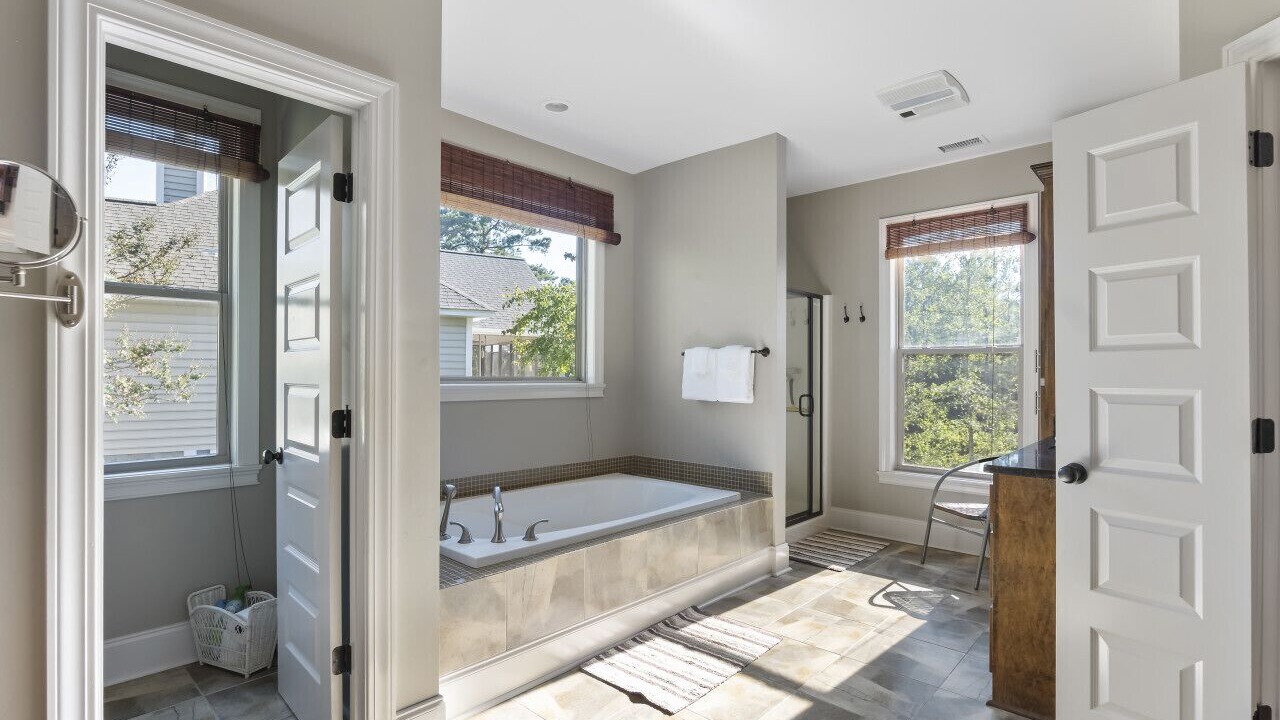 Photo of Bathroom in Leesville