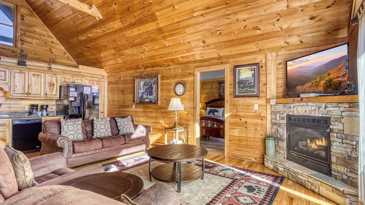 Photo of Livingroom in Black Bear Falls