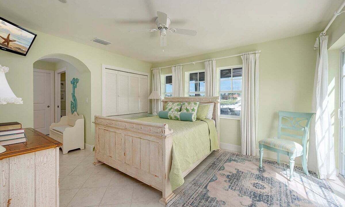 Photo of Bathroom in Cape Harbour