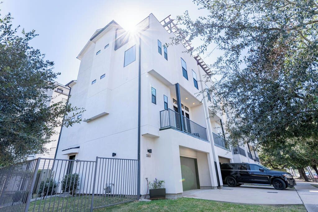 Photo of Outdoor in East Downtown Houston