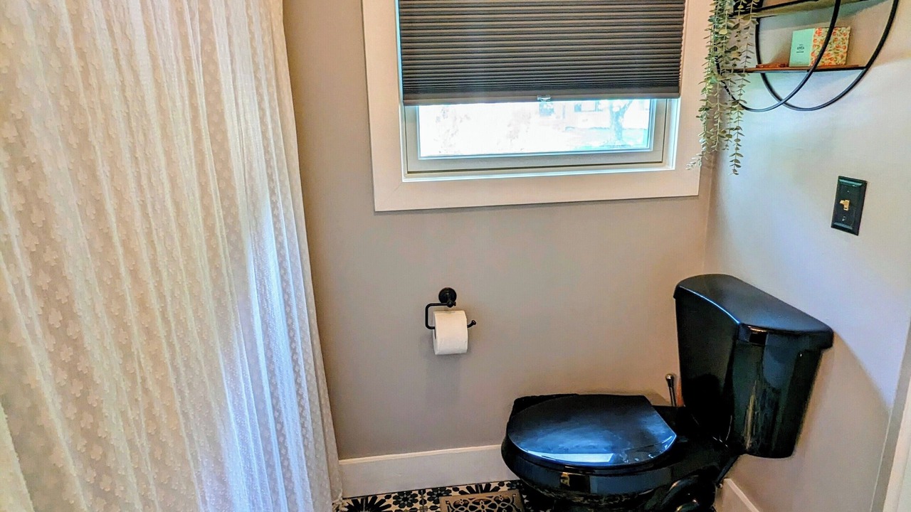 Photo of Bathroom in Antioch