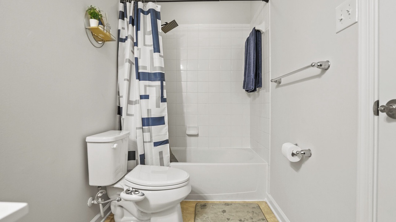 Photo of Bathroom in Palm