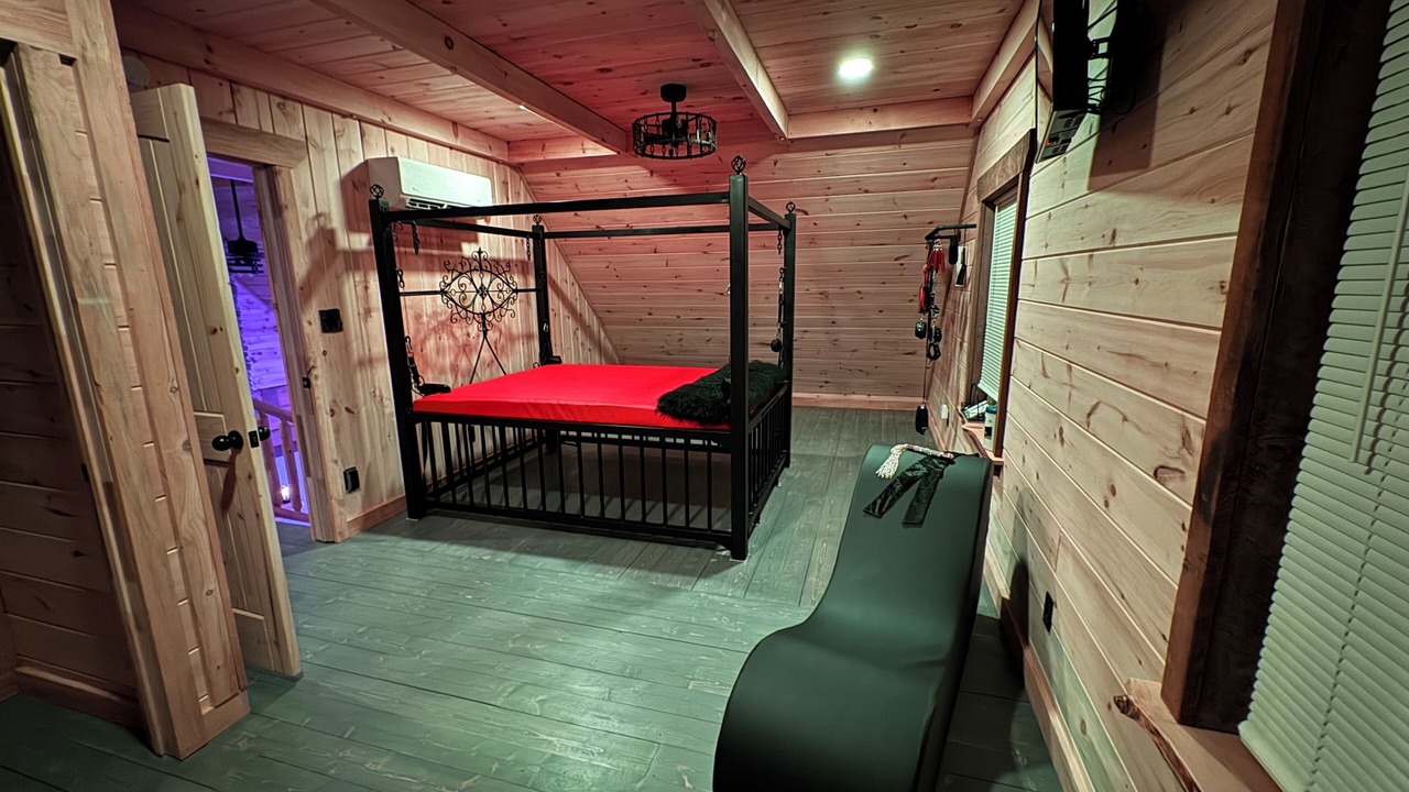 Photo of Bedroom in Spring Hill