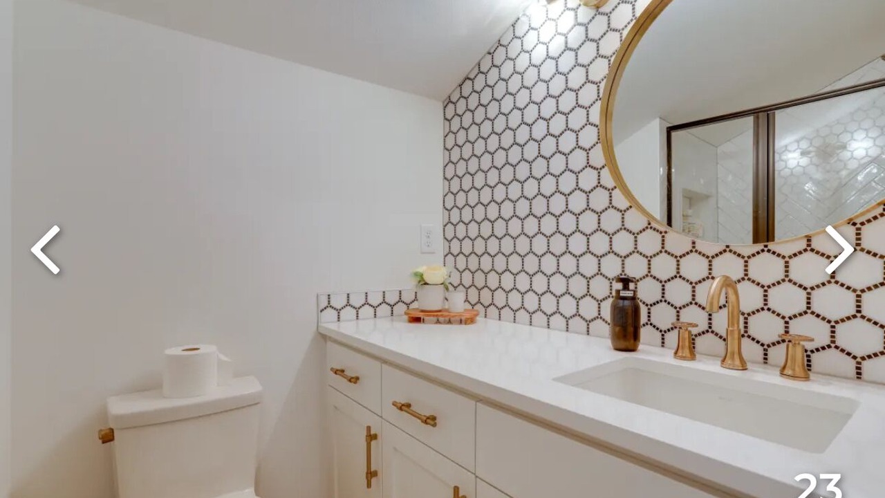 Photo of Bathroom in Inglewood-Finn Hill