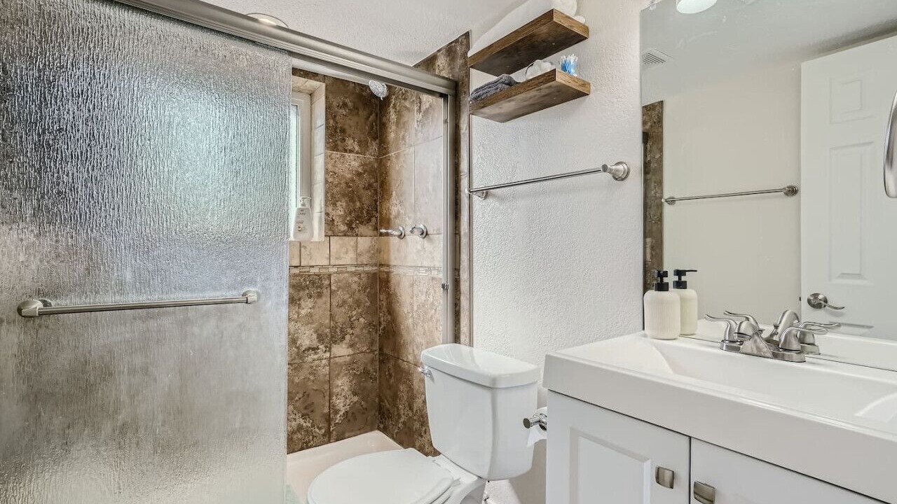 Photo of Bathroom in Arvada