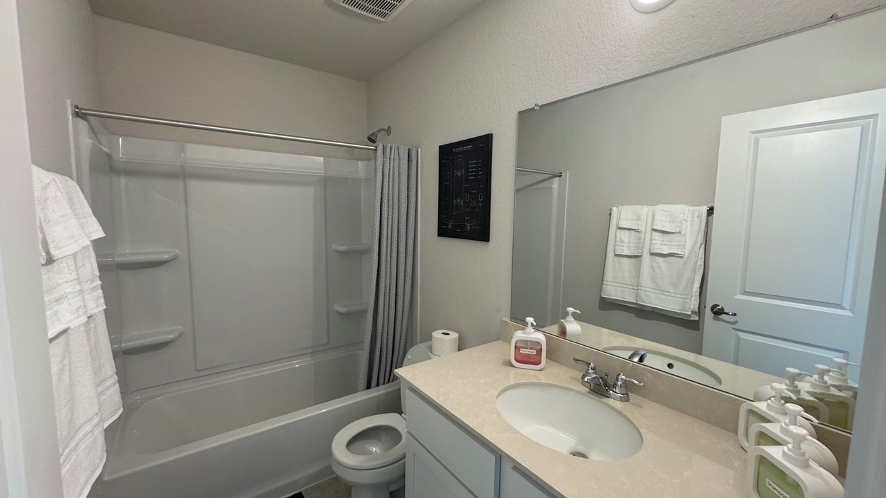 Photo of Bathroom in Del Valle