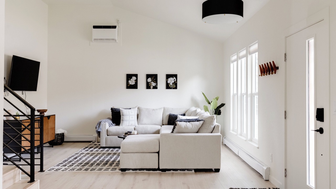 Photo of Livingroom in Castle Rock