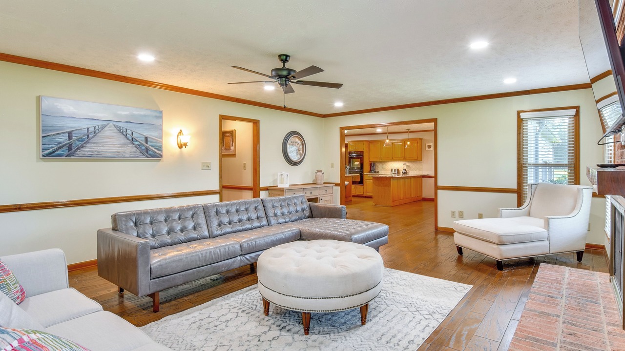 Photo of Bedroom in Spring Lake