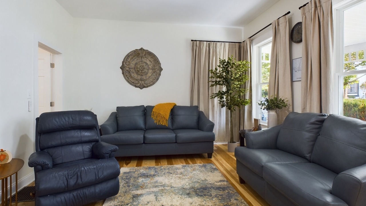Photo of Livingroom in Olean