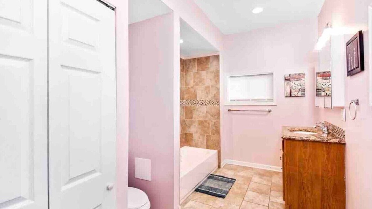 Photo of Bathroom in Passyunk Square