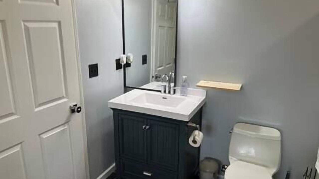 Photo of Bathroom in Licking