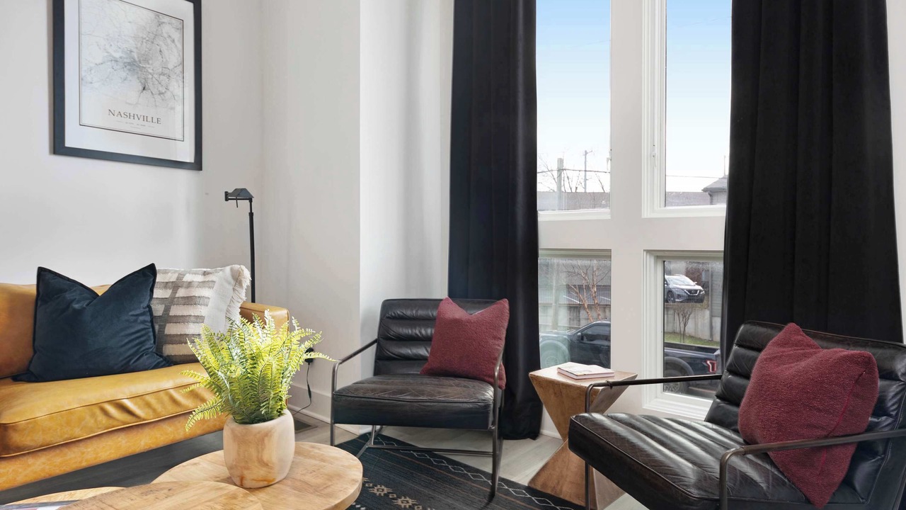 Photo of Bedroom in Five Points