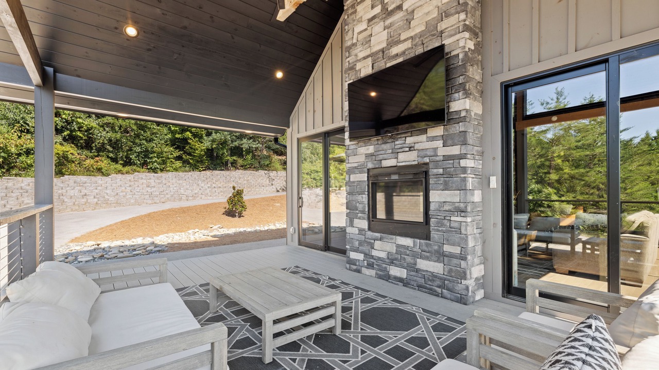 Photo of Patio Balcony in Gatlinburg - Pigeon Forge