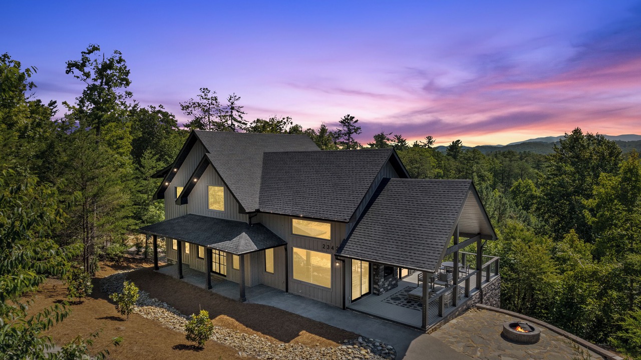 Photo of Outdoor in Gatlinburg - Pigeon Forge