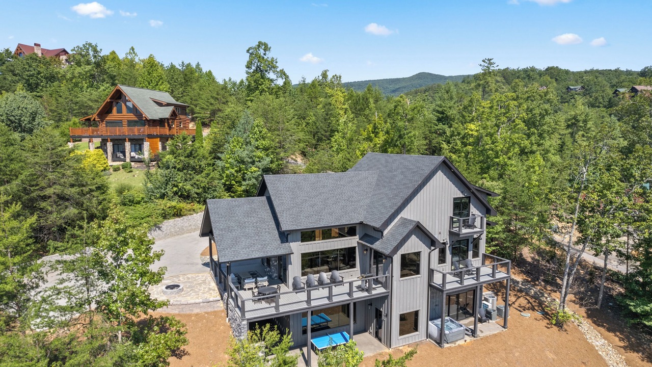 Photo of Outdoor in Gatlinburg - Pigeon Forge