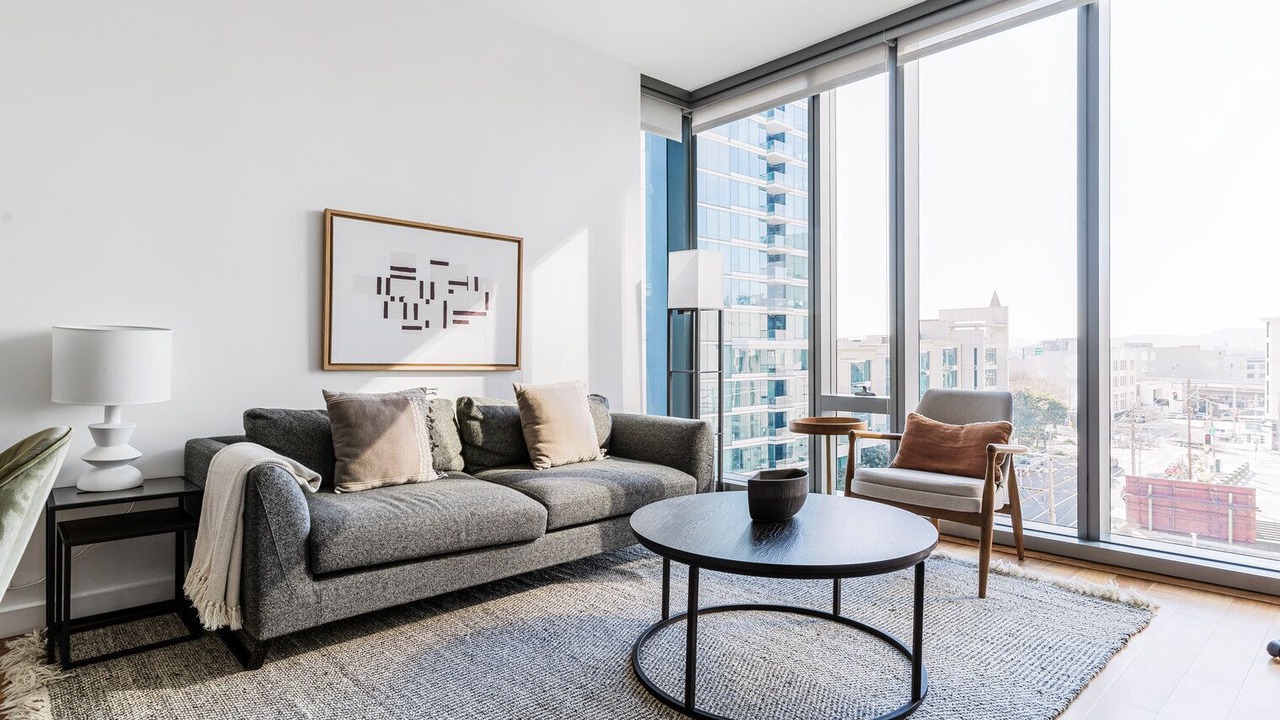 Photo of Livingroom in Rincon Hill