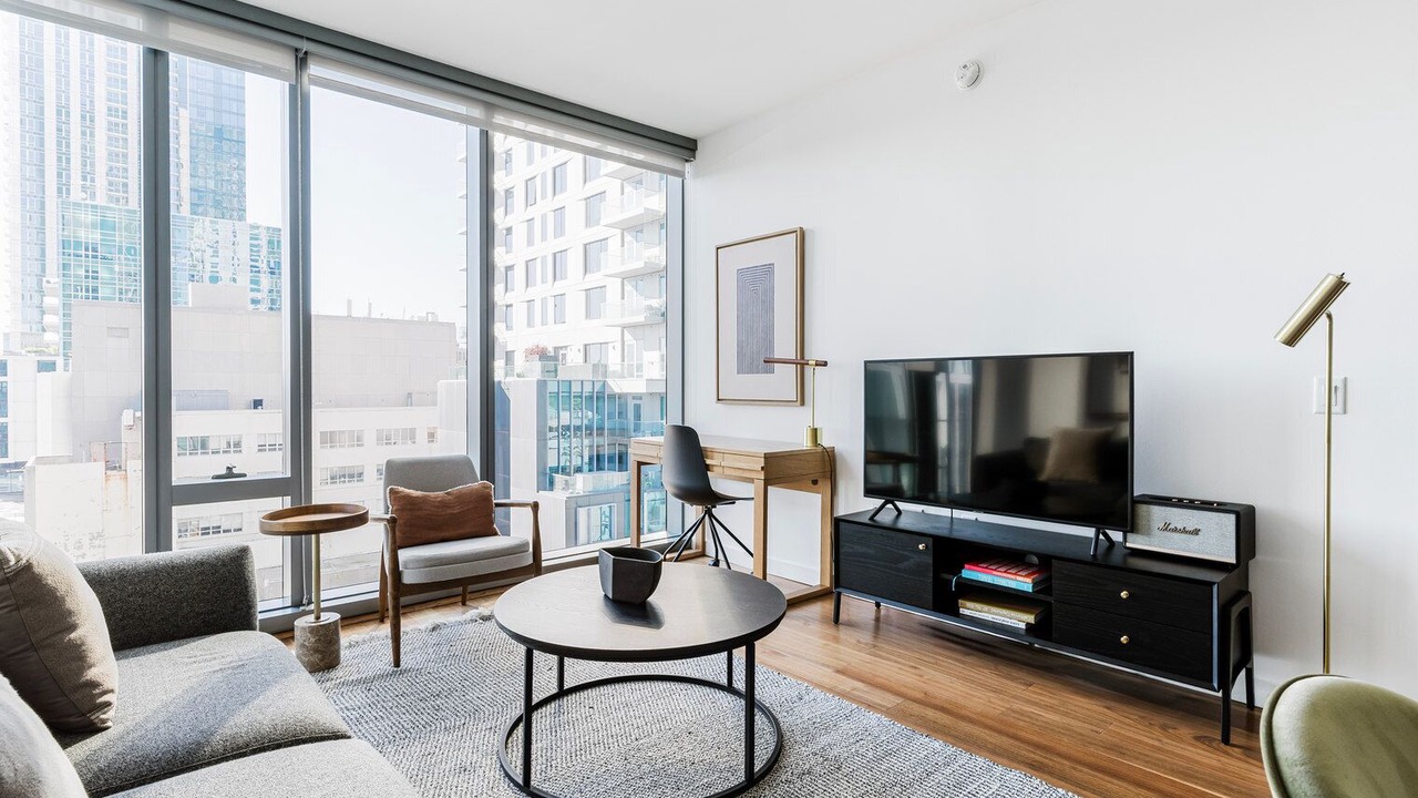 Photo of Livingroom in Rincon Hill