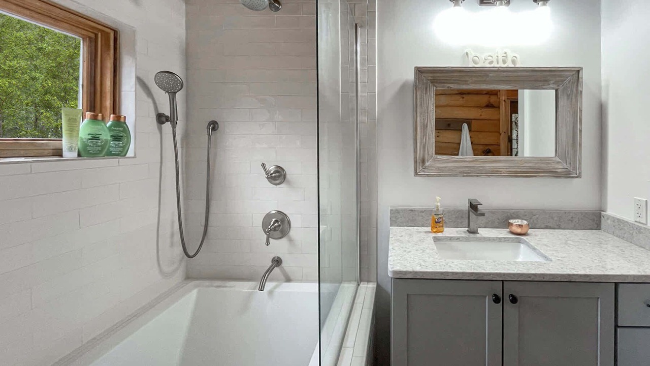 Photo of Bathroom in Great Cacapon