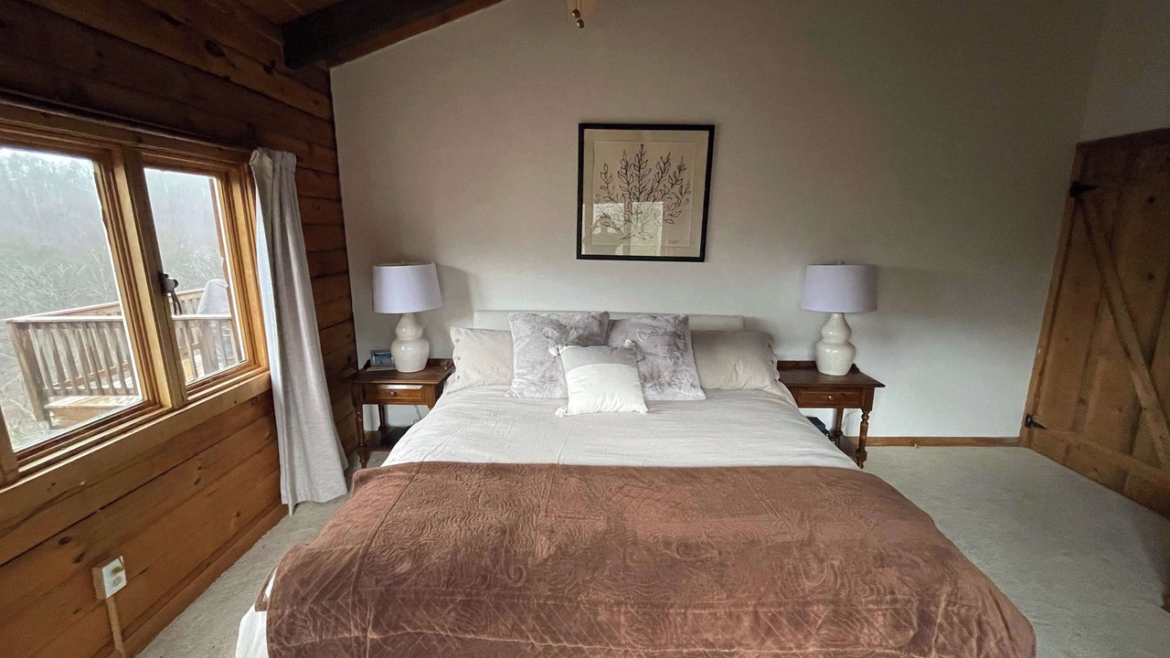 Photo of Bedroom in Great Cacapon