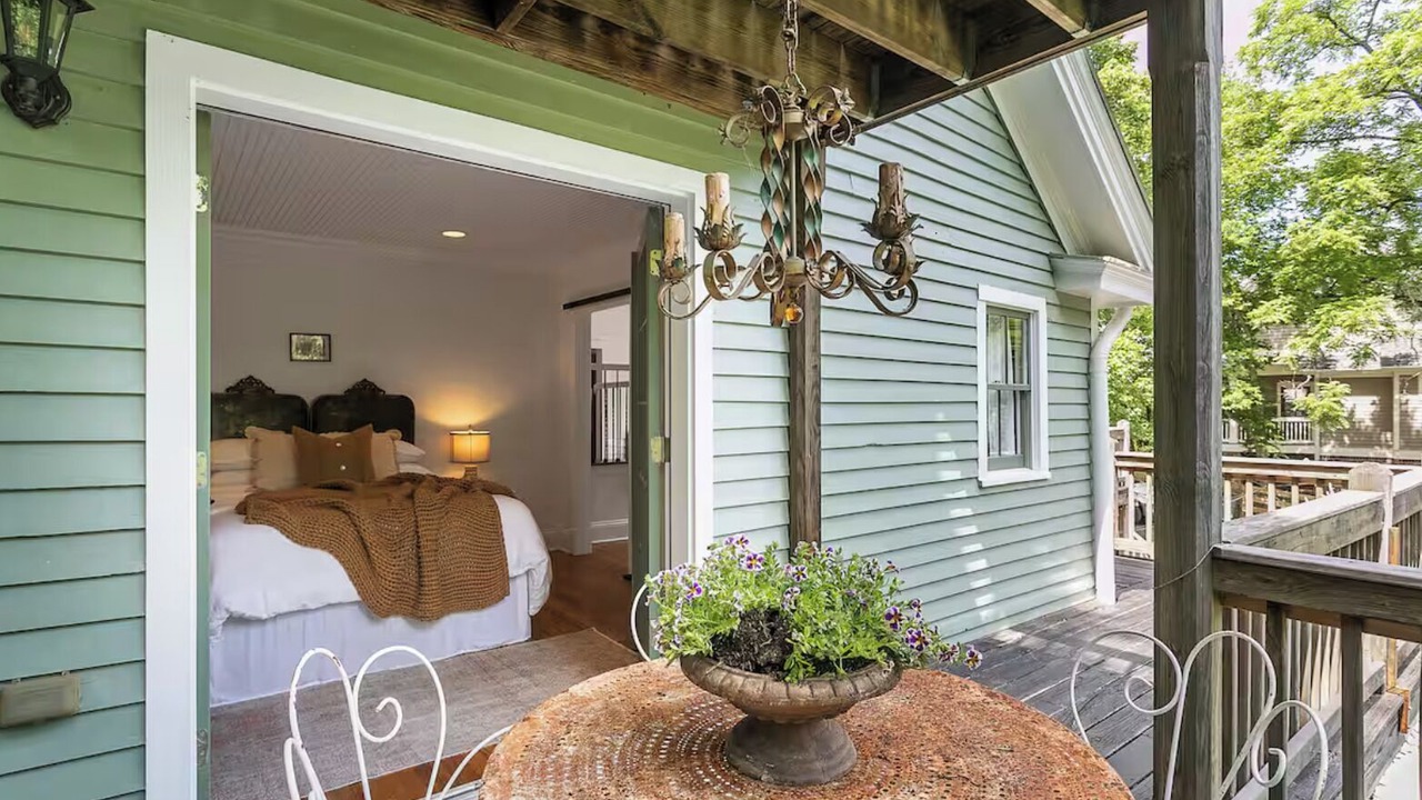 Photo of Patio Balcony in Leipers Fork