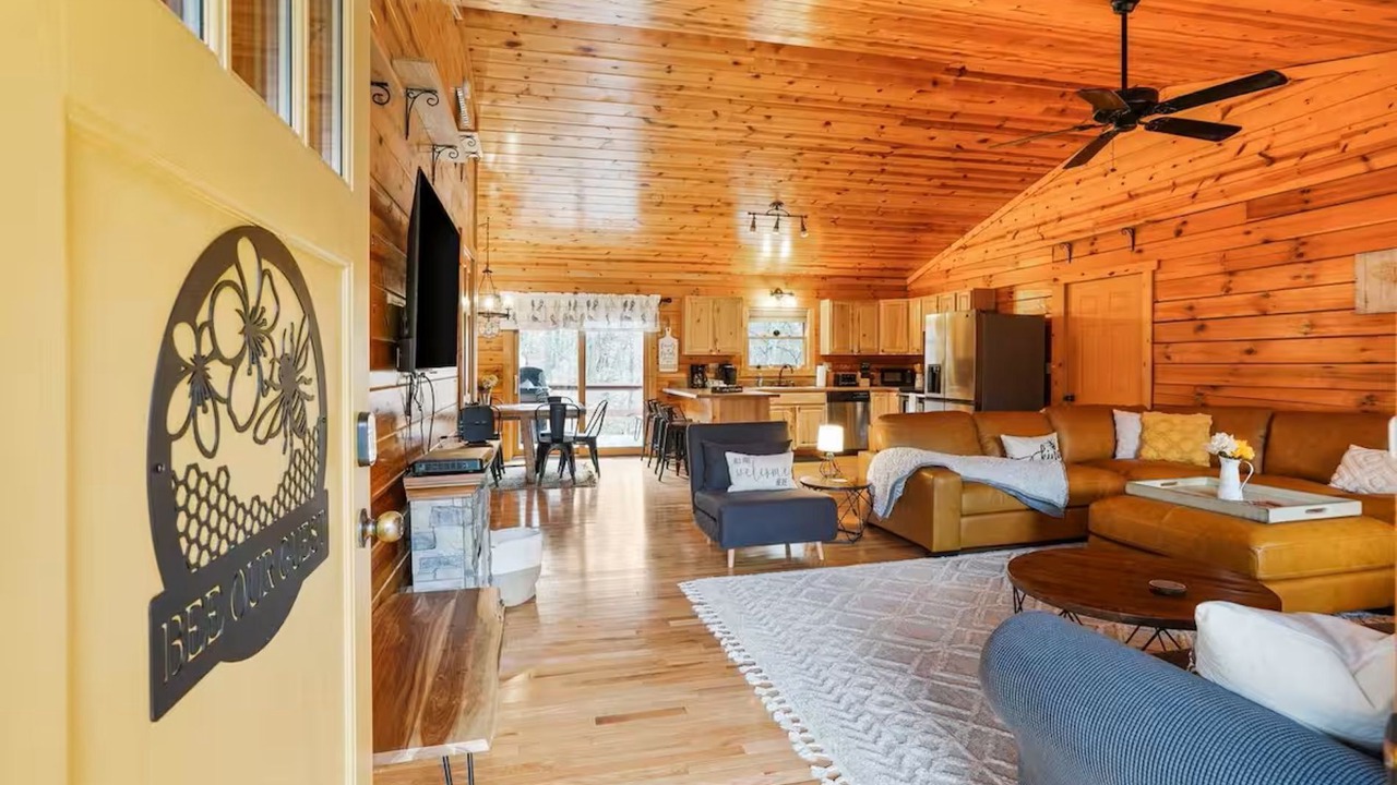 Photo of Livingroom in Logan