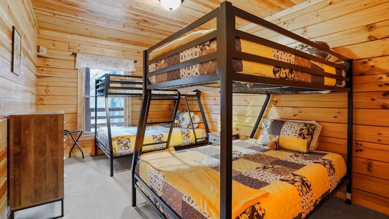 Photo of Bedroom in Logan