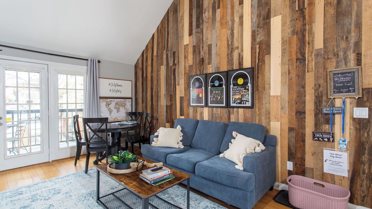 Photo of Livingroom in Rolling Mill Hill