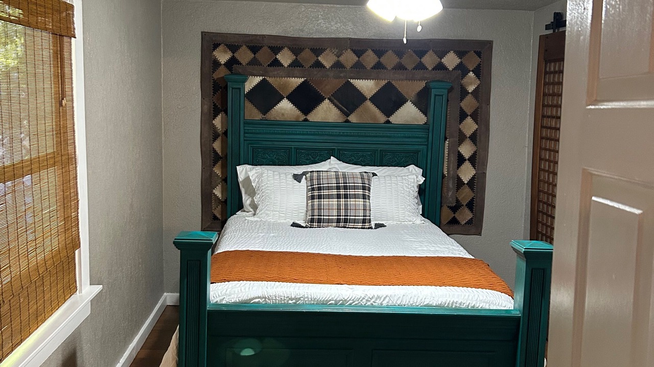 Photo of Bedroom in Toquerville