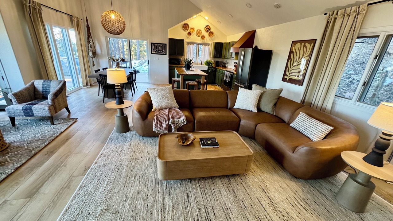 Photo of Livingroom in Morrison