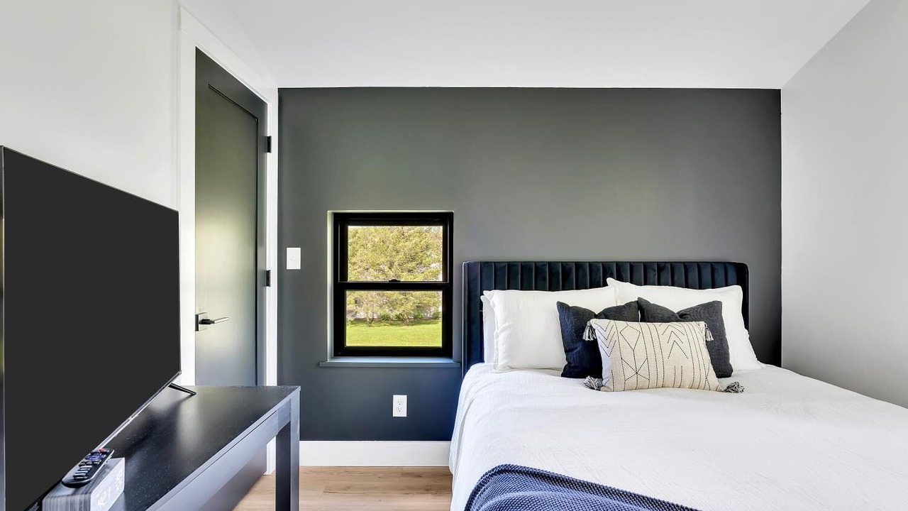 Photo of Bedroom in Tully