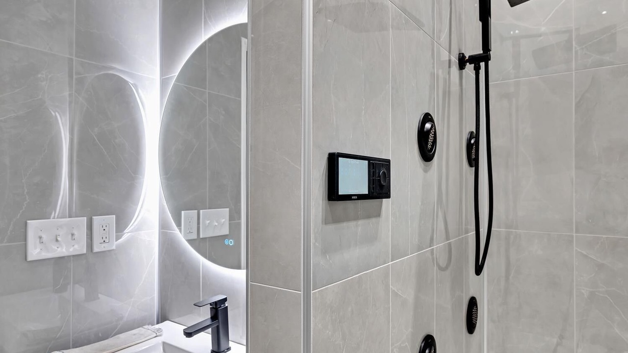 Photo of Bathroom in Tully
