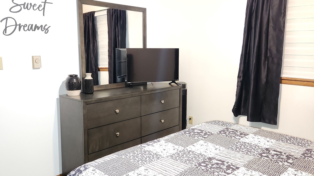 Photo of Bedroom in Niagara Falls