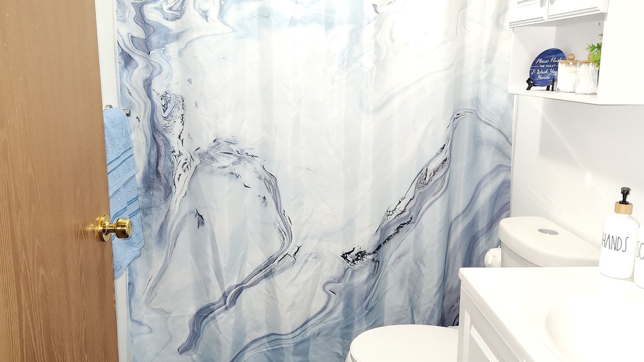 Photo of Bathroom in Niagara Falls