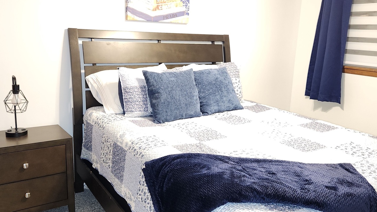 Photo of Bedroom in Niagara Falls