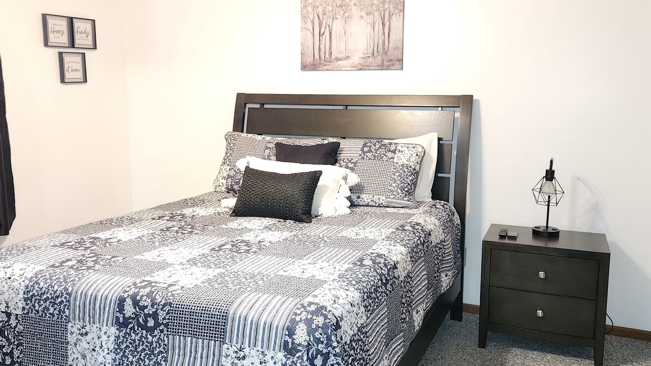 Photo of Bedroom in Niagara Falls