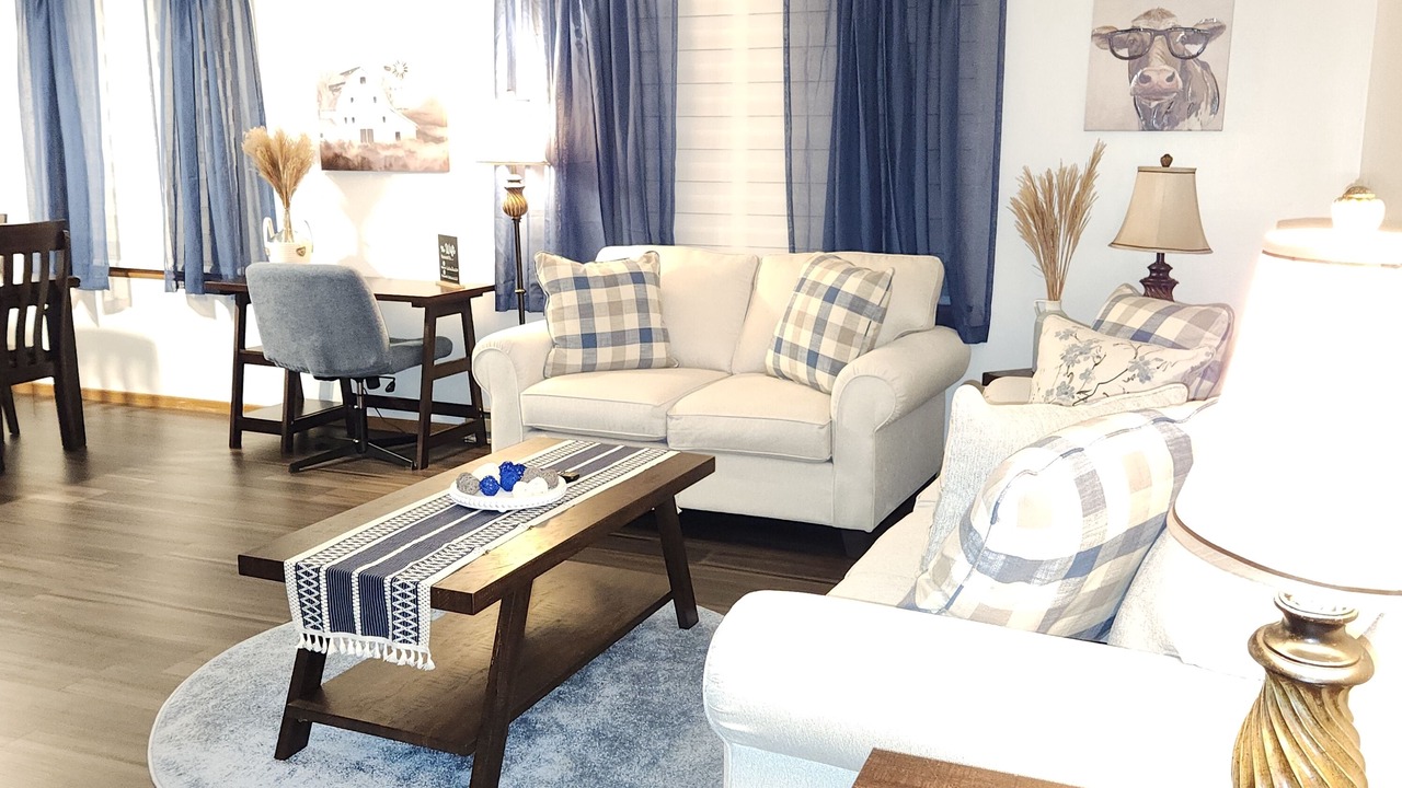 Photo of Livingroom in Niagara Falls