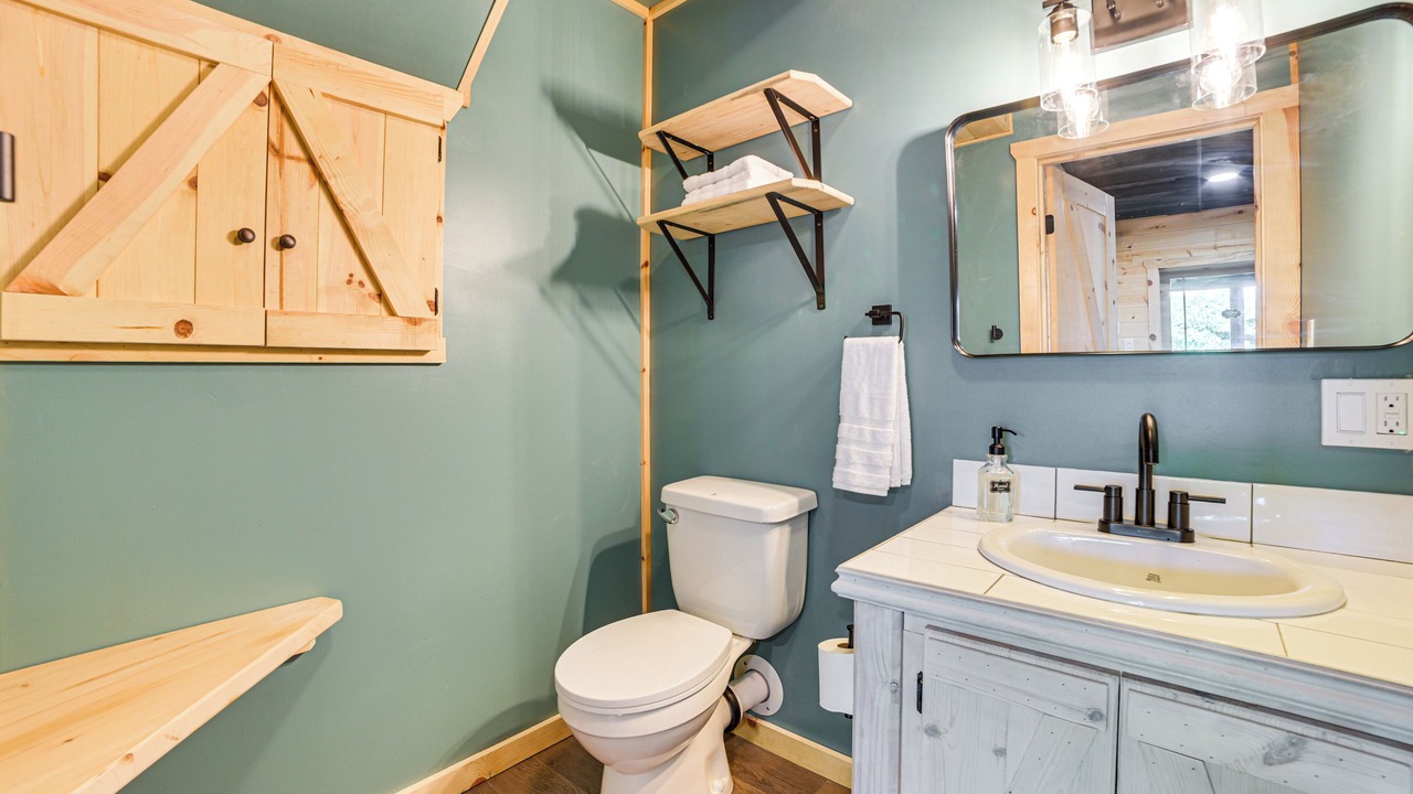 Photo of Bathroom in Herron