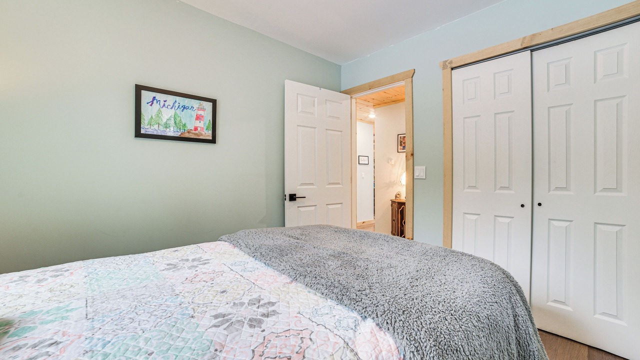 Photo of Bedroom in Herron