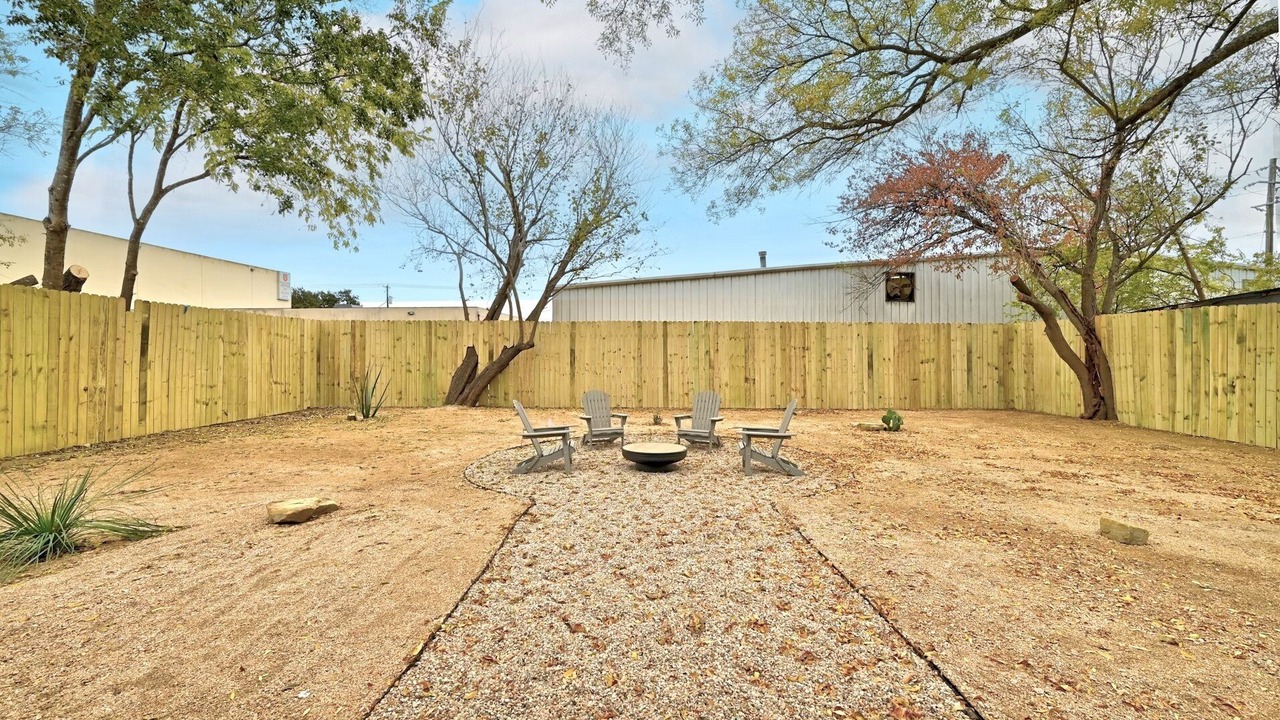 Photo of Outdoor in Sweetbriar