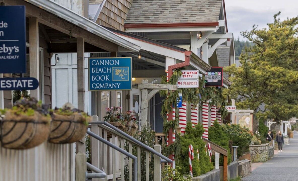 Photo of Others in Downtown Cannon Beach