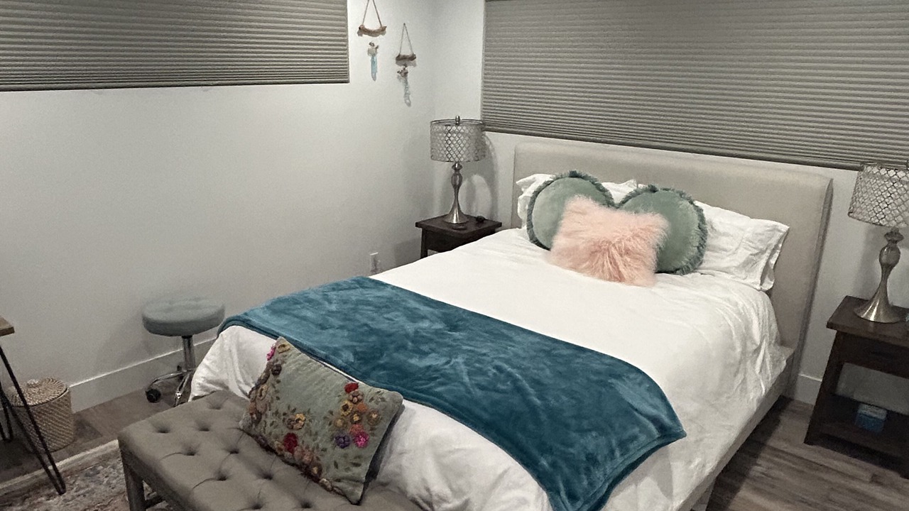 Photo of Bedroom in Seal Beach