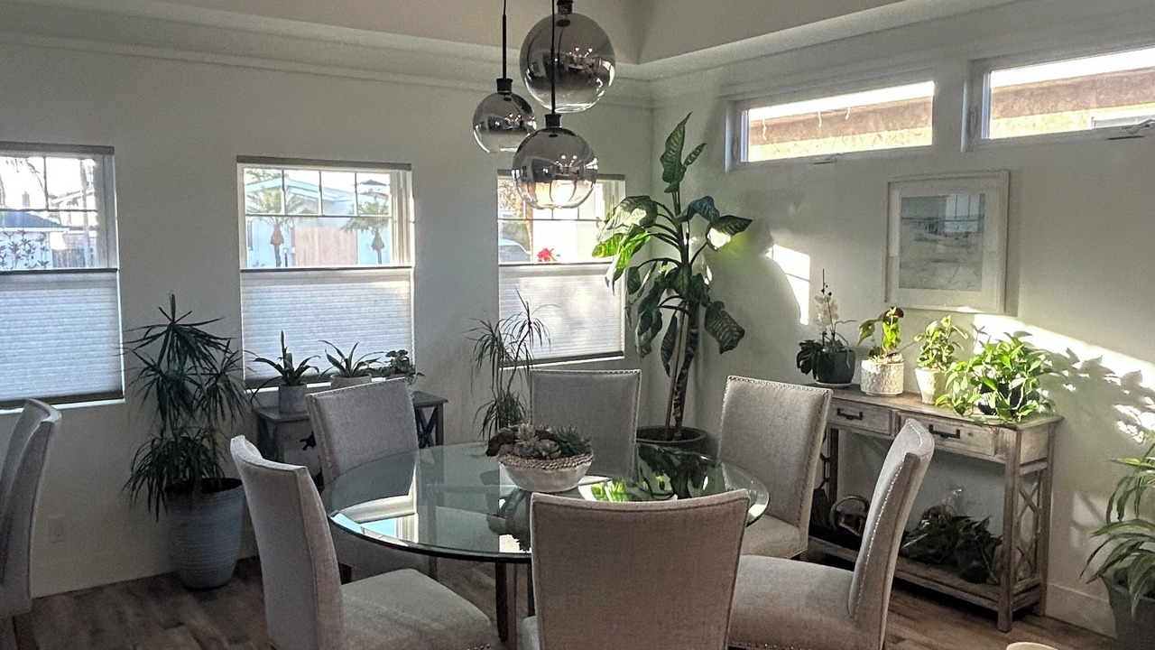 Photo of Bedroom in Seal Beach
