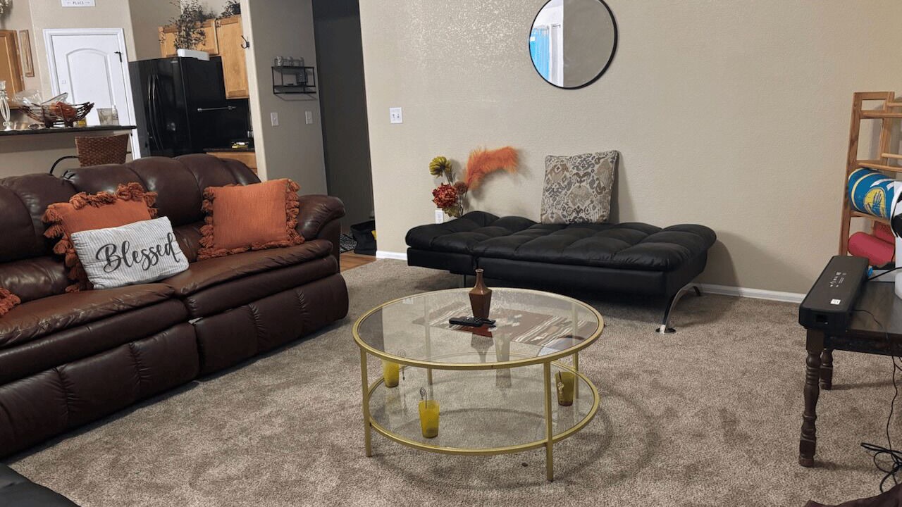 Photo of Livingroom in Security-Widefield