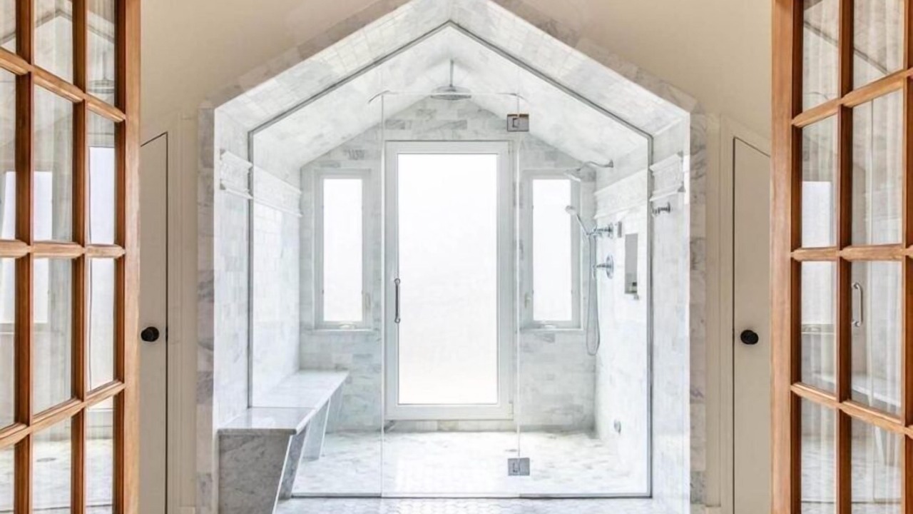 Photo of Bathroom in Union Pier