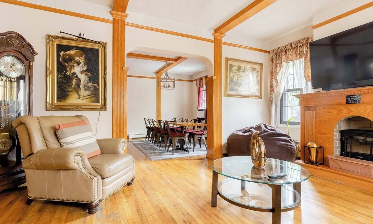 Photo of Livingroom in Queens