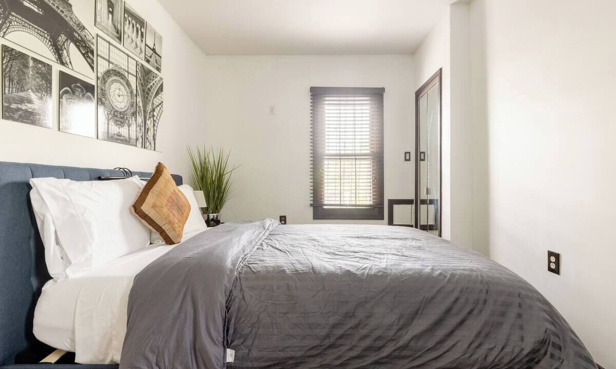 Photo of Bedroom in Queens