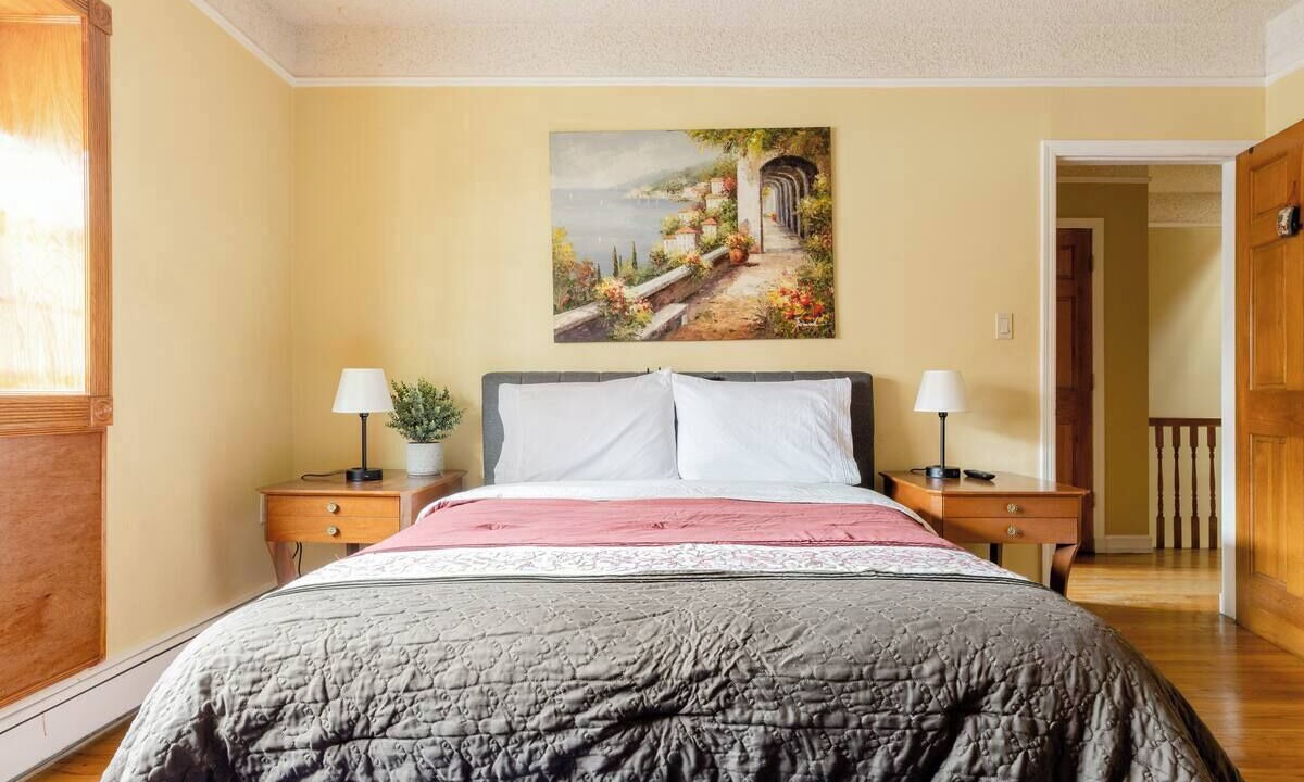 Photo of Bedroom in Queens