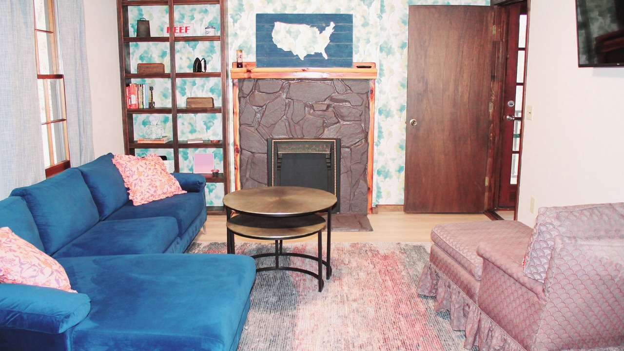 Photo of Livingroom in Toccoa